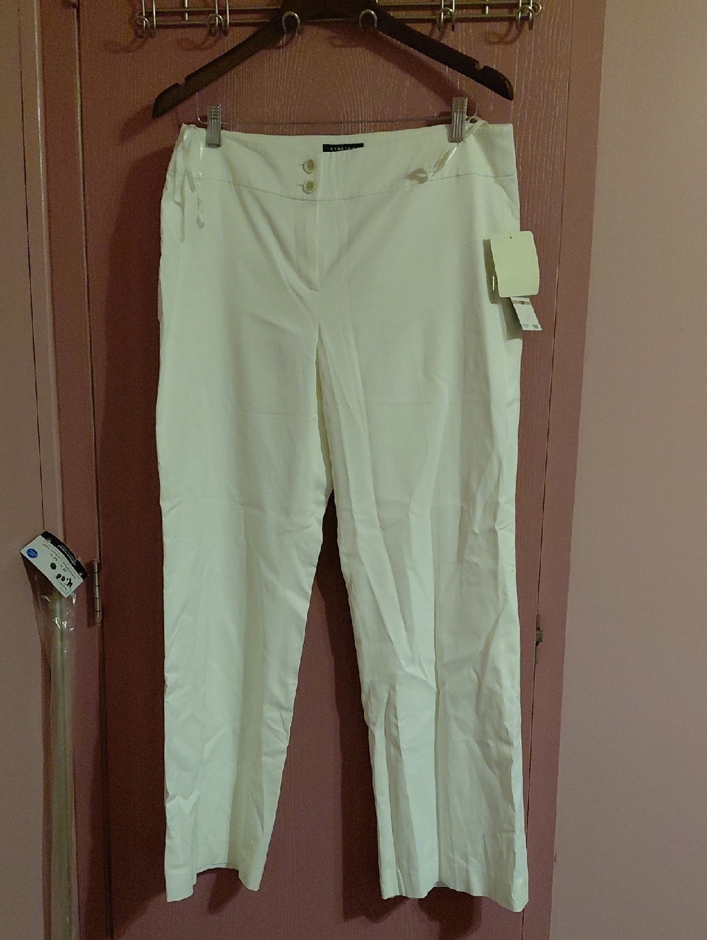 Jones New York Cream Straight-Leg Pull-On Pants
